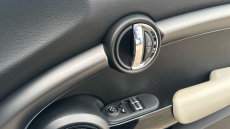 MINI Hatchback 1.5 Cooper Exclusive Premium 3dr Auto Petrol Hatchback